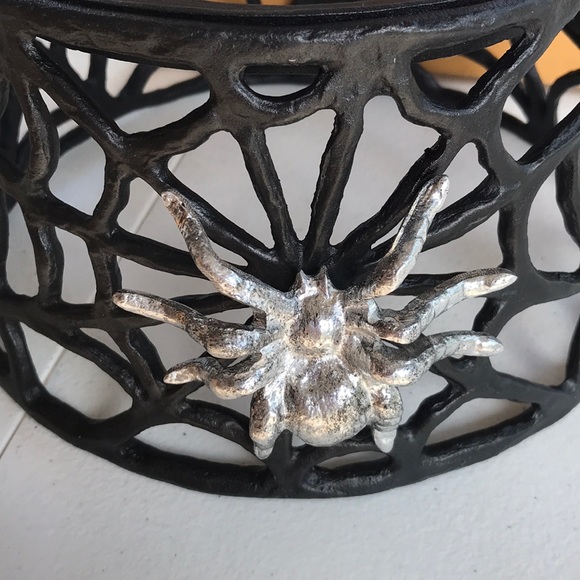 Pottery barn spiderweb drink dispenser stand - Picture 2 of 6